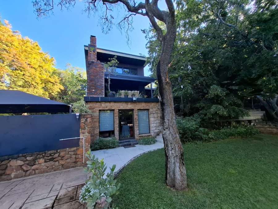 5 Bedroom Property for Sale in Protea Park North West